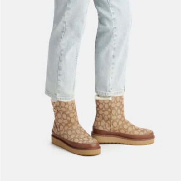 Coach Isa Boot - Picture 4 of 4